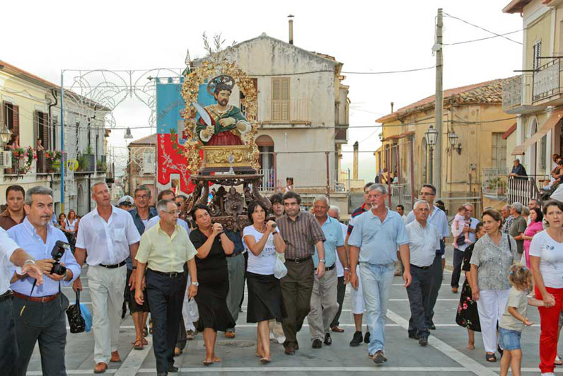 San_Foca_Processione_Piazza_Solari
