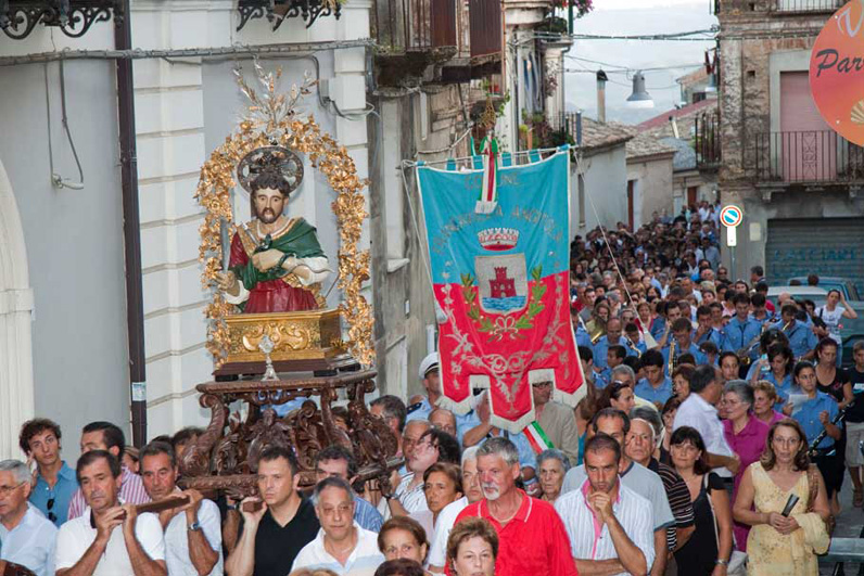 San Foca e lo Stendardo del Comune