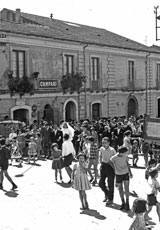 Il corteo nuziale